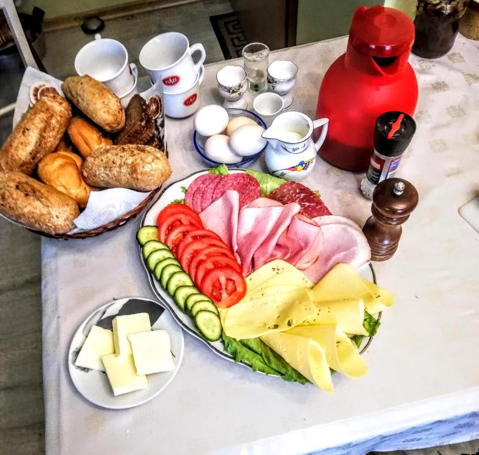 Pokoje Mira توجن المظهر الخارجي الصورة